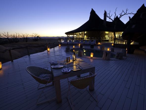 Little Kulala Lodge - dining on deck